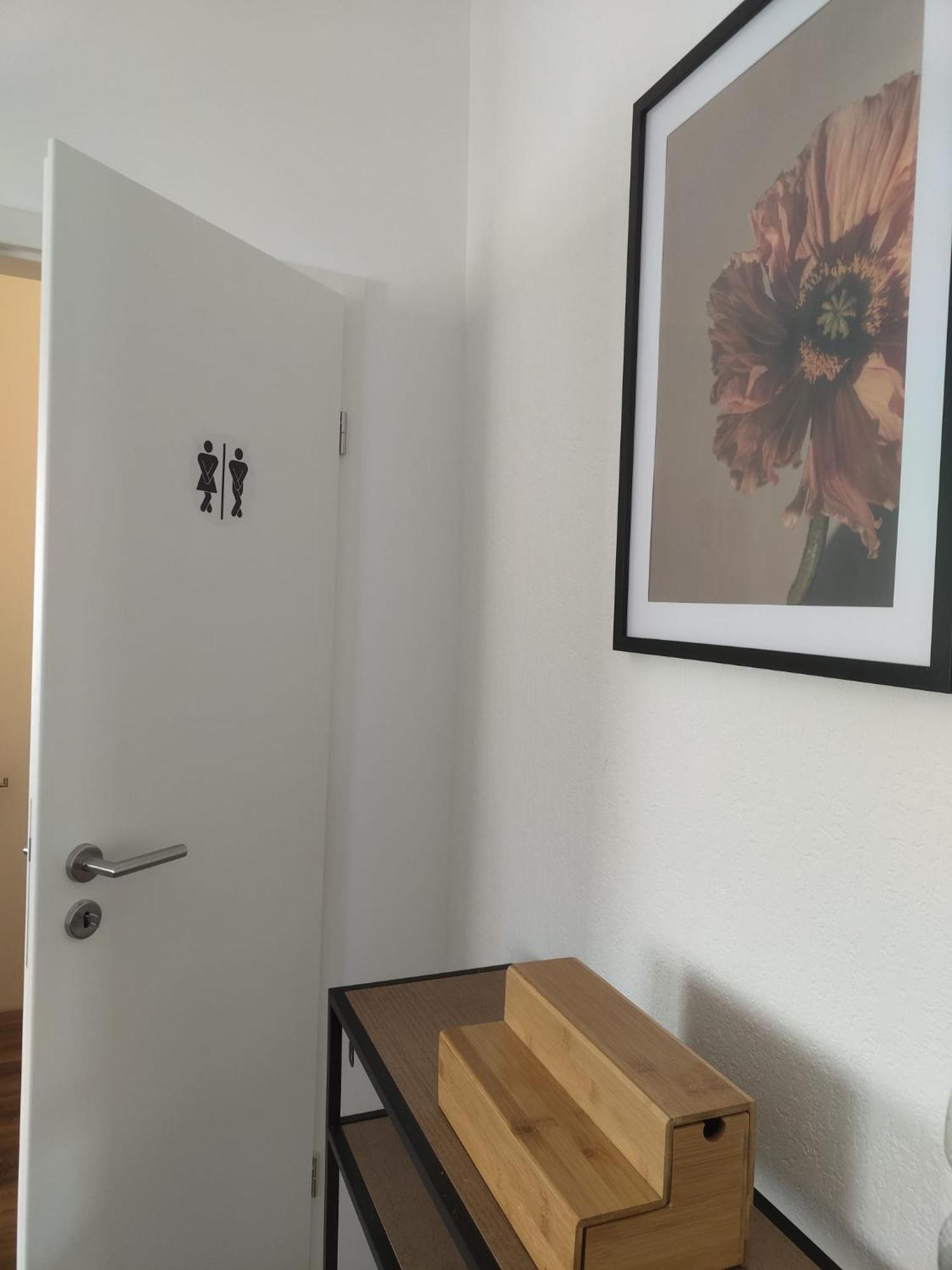 Guesthouse - Weeze Rooms Bagian luar foto