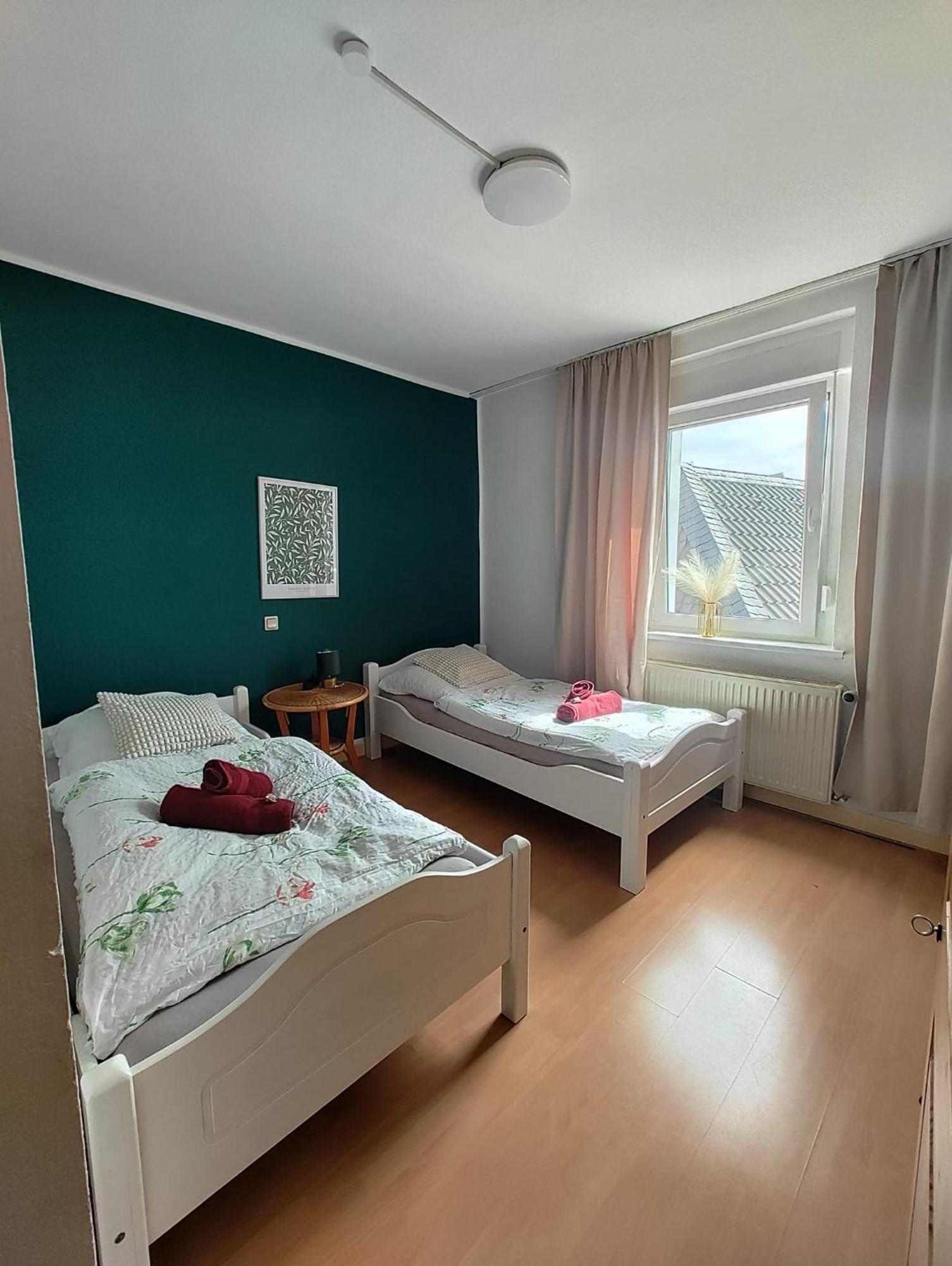 Guesthouse - Weeze Rooms Bagian luar foto
