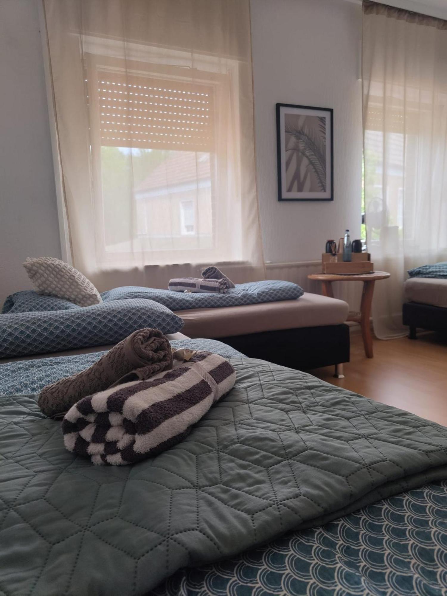 Guesthouse - Weeze Rooms Bagian luar foto