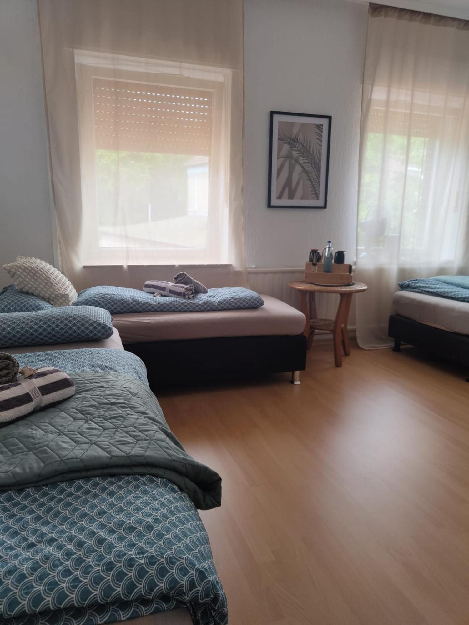 Guesthouse - Weeze Rooms Bagian luar foto